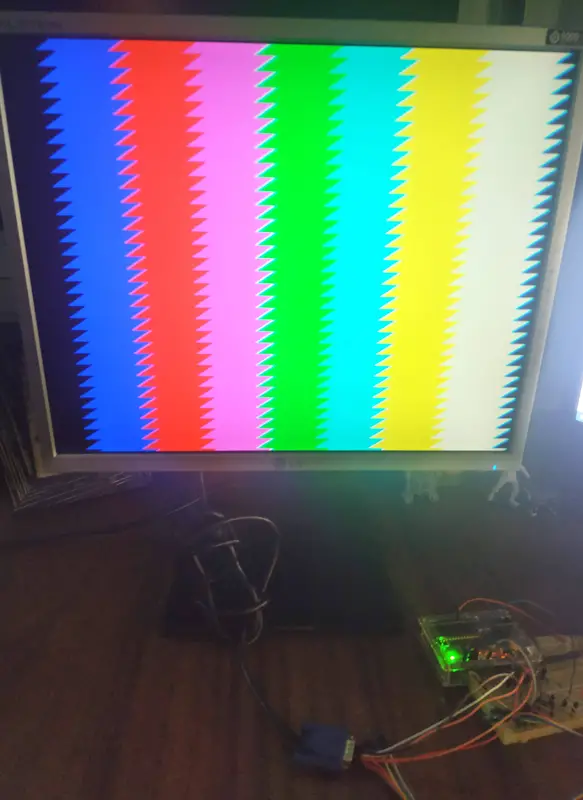 Arduino controlando monitor VGA com 8 cores
